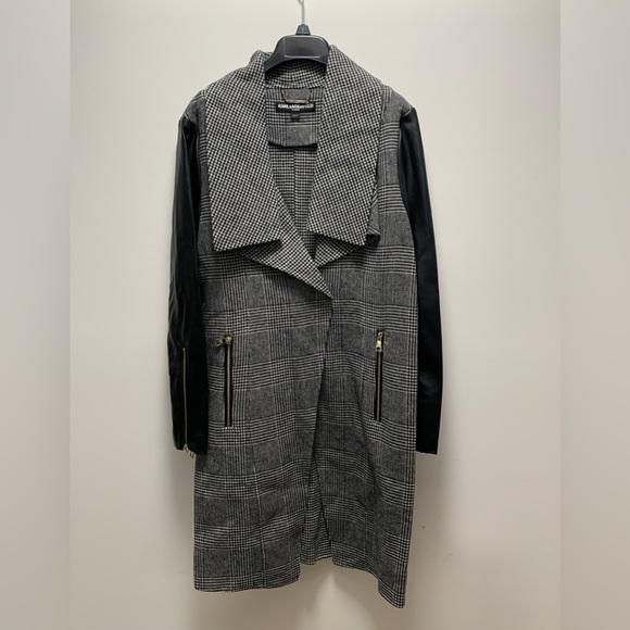 NEW KARL LAGERFELD PLAID WOOL DRAPE COLLAR FAUX LEATHER SLEEVE COAT SIZE:SMALL - Picture 5 of 16